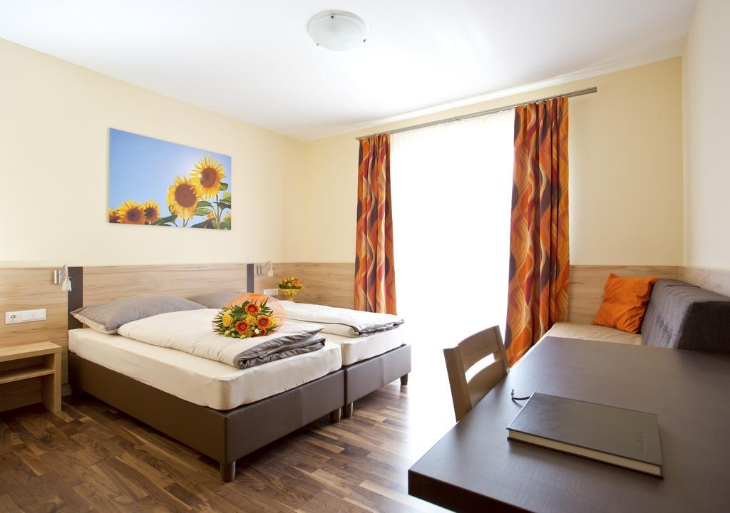 Pension Einsiedl Ottenschlag Экстерьер фото
